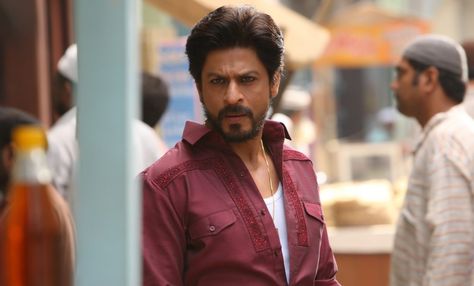 Srk Hairstyle, Shahrukh Khan Raees, Abram Khan, Hd Wallpaper For Pc, Srk Movies, Richest Actors, Wallpaper For Pc, 90s Bollywood, Latin Music