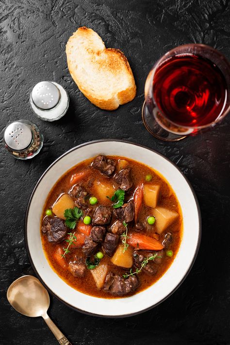 Easy Beef Stew Recipe {Perfect for Fall} - The NYC Kitchen Classic Chocolate Cake Recipe, Beef Stew Ingredients, Nyc Kitchen, Easy Beef Stew Recipe, Easy Beef Stew, Shoulder Roast, Autumn Dining, Flourless Chocolate Cakes, Beef Chuck