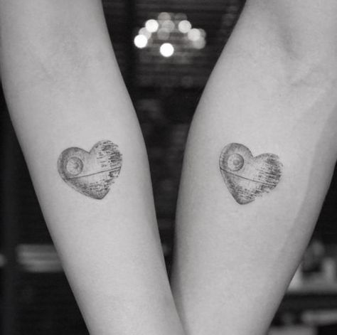 Couple Tattoo Heart, Bestie Tattoos, Couple Tattoos Love, Star Wars Couples, Matching Tats, Tiny Heart Tattoos, Couples Tattoos, Tattoo Couple, Small Couple Tattoos