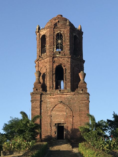 Philippines Building, Vigan City Philippines, Architecture Philippines, Philippine Churches, Vigan Philippines, Vigan City, 1000 Peso Bill Philippines, Philippines Country, Philippines Photography