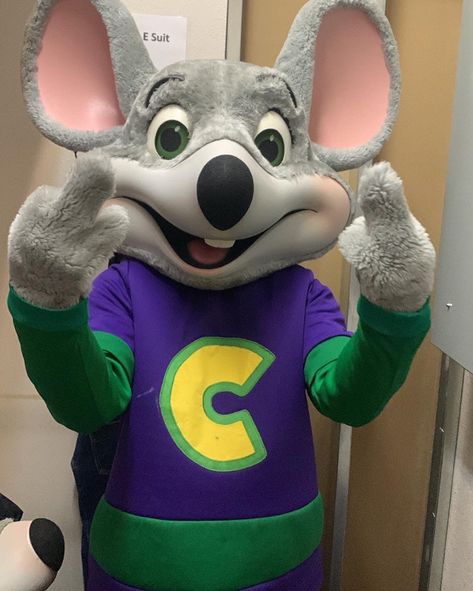 Chuck E Cheese, How To Make An, Credit Card, Cheese, Running, Travel