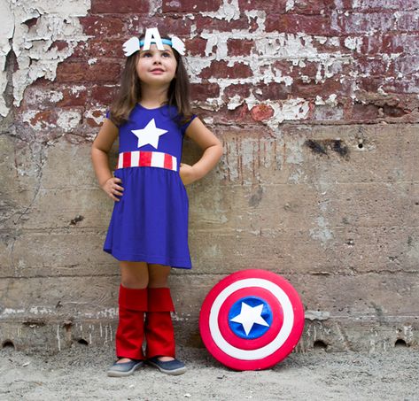 Halloween Costumes for Kids: The Easiest DIY Versions Ever – SheKnows Girl Superhero Costumes, Diy Superhero Costume, Superhero Costumes Kids, Sew Halloween Costume, Most Popular Halloween Costumes, Easy Halloween Costumes Kids, Sibling Costume, Makerspace Ideas, Clothes Simple