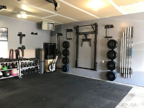 √ 30+ Best Home Gym Ideas and Gym Rooms for Your Training Room   - home/garage gym - #Gym #Home #homegarage #Ideas #room #Rooms #Training #exercisegearforsale Modern Home Gym, Home Gym Basement, Dream Home Gym, Home Gym Ideas, Home Gym Flooring, Workout Room Home, Home Gym Garage, Diy Home Gym, Basement Gym