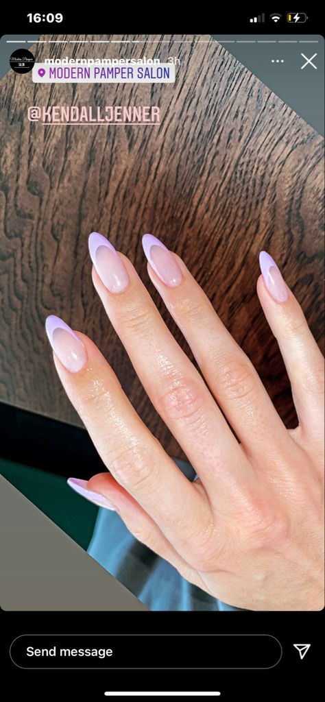 Kylie Jenner Short Nails, Kendall Nails, Gigi Nails, Kendall Jenner Nails, Acrylic Nails Kylie Jenner, Kylie Nails, Nail Laquer, Euphoria Nails, Style Theory