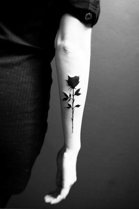 Black Flowers Tattoo, Black Rose Tattoo, Meaning Tattoos, Rose Tattoos For Men, Black Rose Tattoos, Inspiration Tattoos, Rosen Tattoo, Rose Tattoo Design, E Tattoo