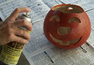 Gourd Decor, Thanksgiving Gourds, How To Dry Gourds, Pumpkin Gourds, Primitive Diy, Gourds Diy, Dried Gourds, Gourd Birdhouses, Fall Gourds