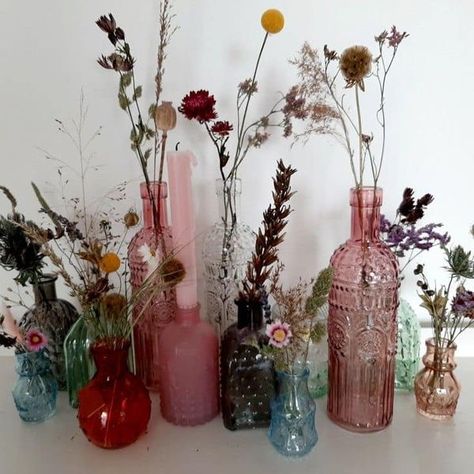 Łindsey Miles Old Bottles Wedding Centerpieces, Small Thrifted Wedding, Thrifted Wedding Decor Ideas, Thrifted Vases Wedding, Thrifted Centerpieces, Stained Glass Wedding Decor, Thrift Wedding, Thrifted Vases, Thrifted Wedding