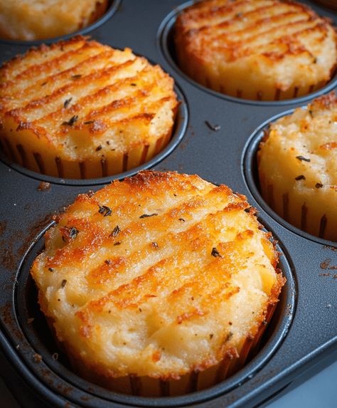 Potato Muffins Recipe, Mashed Potato Pancakes, Potato Muffins, Tin Recipes, Potato Bites, Potato Recipes Side Dishes, Muffin Tin Recipes, Making Mashed Potatoes, Leftover Mashed Potatoes