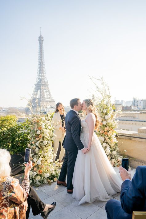 Blonde hair, fair skin bridal makeup with half updo look for Paris rooftop wedding at the Shangri-La hotel. 📷 🏨 Shangri La Paris MUAH @onorinajomirbeauty Destination wedding ideas for Paris, France | Wedding in Paris ideas | Eiffel Tower wedding at the Shangri-La Hotel | Asian Bridal makeup look | Rooftop Microwedding in Paris, France | Destination Wedding Paris | Paris Makeup Artist and Hair Stylist | Paris makeup artist | Paris hair stylist | Paris elopement Shangri La Paris Wedding, Fair Skin Bridal Makeup, Blonde Hair Fair Skin, Paris Elopement Photography, Paris Wedding Venue, Eiffel Tower Wedding, Bridal Era, Dream Elopement, Rooftop Wedding Venue