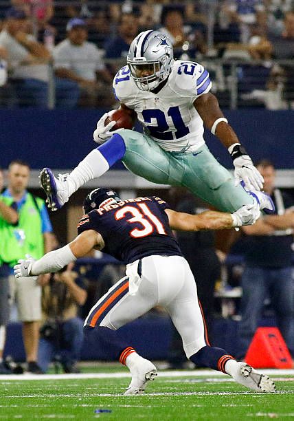 Ezekiel Elliott Pictures and Photos - Getty Images Ezekiel Elliot Cowboys, Ezekiel Elliot, American Football Uniforms, Dallas Cowboys Decor, Dallas Cowboys Wallpaper, Dallas Cowboys Football Team, Nfl Football Pictures, Ezekiel Elliott, Dallas Cowboys Fans