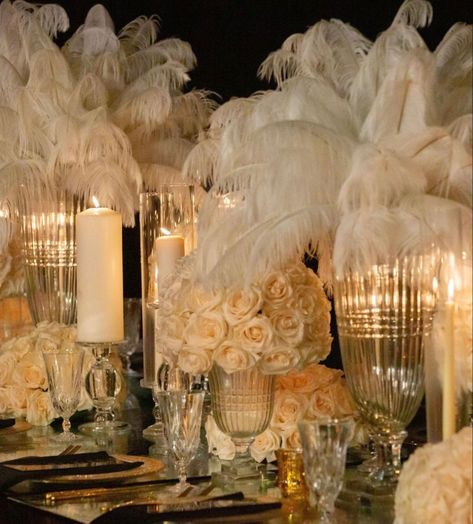 Old Hollywood Flower Arrangements, Kardashian Great Gatsby Party, Gatsby Floral Arrangements, Classy 1920s Party, Great Gatsby Party Table Decor, Great Gatsby Party Decorations Table Centerpiece Ideas, Glamour Prom Theme, Old West Wedding Theme, Gatsby Themed Party Decorations Table Settings