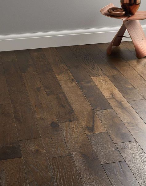 Dark Wood Floors Living Room, Invisible House, Veneer Flooring, Direct Wood Flooring, Color Floor, Sheet Vinyl Flooring, Engineered Wood Flooring, Laminate Colours, Real Wood Floors