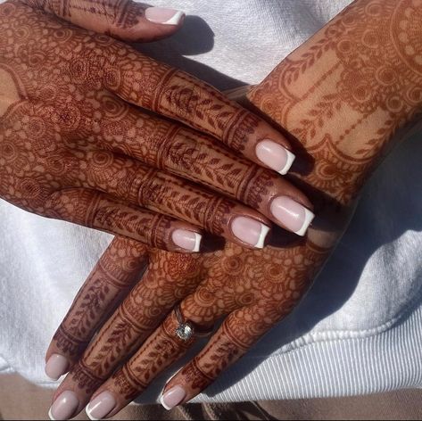 Engagement Nails Indian Bride, Small Nail Extensions, Wedding Nails For Indian Bride, Wedding Nail Inspo For Bride, Nail Art For Engagement, Nail Extensions For Bride, Bridal French Nails, Nail Ideas For Engagement, Nail Extension Designs For Wedding