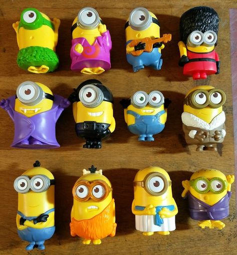 15 Happy Meal Toys Worth Big Bucks on eBay Minion Toys, Halloween Animation, Minion Toy, Halloween Figures, Halloween Buckets, Vintage Halloween Costume, Mc Donald, Mcdonalds Toys, Halloween Collectables