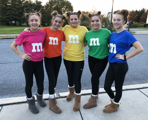 M&m Halloween Costume, Cotton Candy Halloween Costume, M&m Costume, Candy Halloween Costumes, Cotton Candy Costume, Geek Costume, Last Minute Kostüm, Diy Group Halloween Costumes, Teenage Halloween Costumes