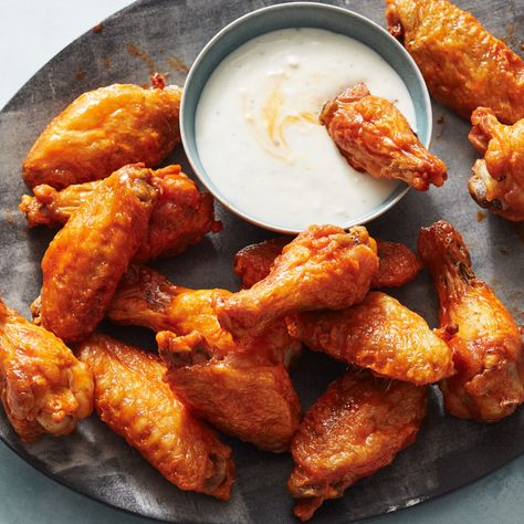 Wings Superbowl, Chicken Wings Air Fryer, Wings Bbq, Superbowl Foods, Wings Air Fryer, Oven Chicken Wings, Foods Chicken, Boneless Wings, Crispy Wings