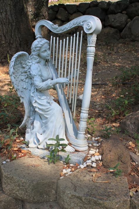 Angel Yard Art, Oc Hobbies, Fairy Harp, Harp Aesthetic, Angel Playing Harp, Angel Of Music, Angel Garden Statues, Angel Music, Male Angel