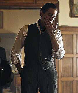 Luca Changretta Gif, Luca Changretta, Adrien Brody, The Butcher, X Reader, Peaky Blinders, Fashion Inspo, How To Wear, Clothes