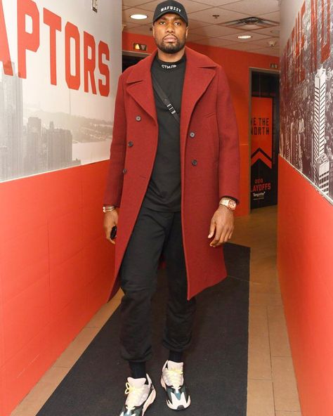 Serge Ibaka, Nba Basketball Teams, Black Swag, Basketball Photos, Nba Outfit, Nba Fashion, Basketball Wallpaper, Sports Figures, Professional Athlete