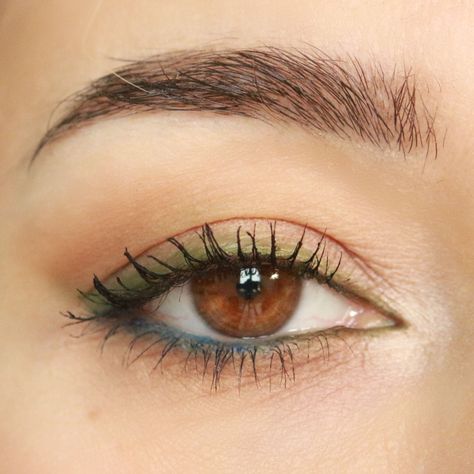 Green Eye Pencil Makeup, Green Eye Pencil, Olive Green Eyeliner, Olive Eyeliner, Eye Pencil Makeup, Green Eyeliner, Green Eye, Eye Pencil, Eye Make