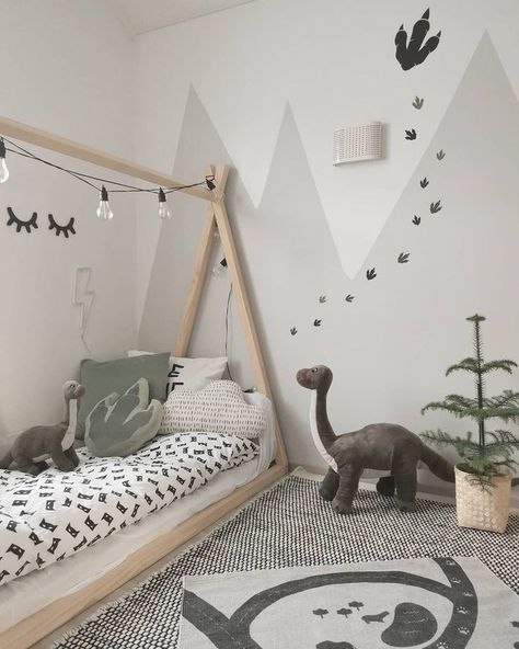 Dinosaur Room Decor, Koti Diy, Kids Rooms Inspo, Toddler Boy Room Decor, Boy Toddler Bedroom, Big Boy Bedrooms, Baby Boy Bedroom, Baby Boy Room Decor, Kids Bedroom Inspiration