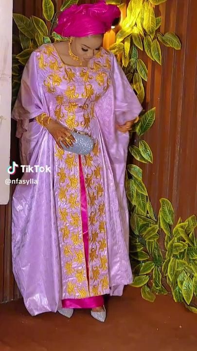 Bazin Designs For Women, Senegalese Clothing, Bazin Styles, Grand Dakar, African Bazin, Bubu Gown Styles, Muslim Style, African Dresses Modern, Diy Scarf