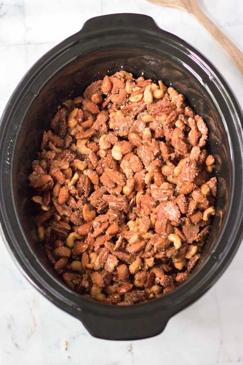 Christmas Roasted Nuts Recipe, Easy Candied Nuts Recipe, Christmas Spiced Nuts Recipe, Candied Pecans Crockpot Easy, How To Serve Nuts At A Party, Candied Nuts Crockpot, Candied Nuts Recipe Easy Crockpot, Crockpot Nuts Christmas, Crockpot Pecans Candied