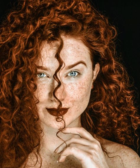 Red Freckles, Red Hair Freckles, Women With Freckles, I Love Redheads, Beautiful Freckles, Ginger Women, Red Haired Beauty, Red Hair Woman, Beautiful Red Hair