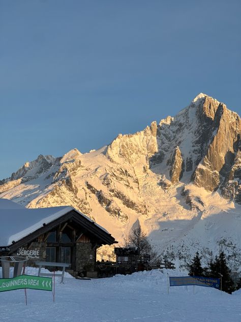 Chamonix France Aesthetic, Chamonix France Skiing, Chamonix Mont Blanc Winter, Chamonix Aesthetic, Chamonix France Winter, Chamonix Winter, Chamonix Skiing, Swiss Alps Winter, Virgo Szn