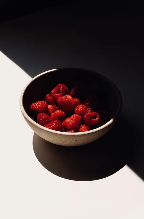 Foto Still Life, Food Photography Composition, Still Life Pictures, Food Photoshoot, Dessert Photography, Still Life Images, Fruits Images, Food Photography Inspiration, Still Life Photos