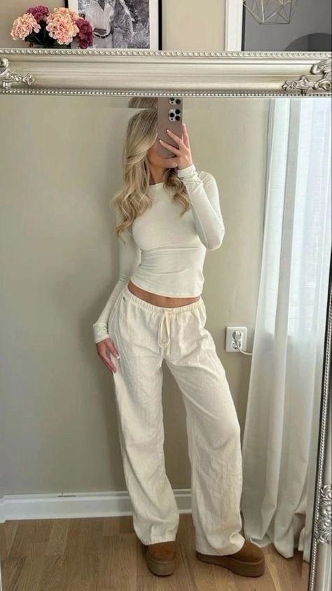 Mode Hipster, Mode Instagram, Mode Zara, Skandinavian Fashion, Outfit Inspo Casual, Mode Ootd, Stockholm Fashion, Modieuze Outfits, Cute Everyday Outfits