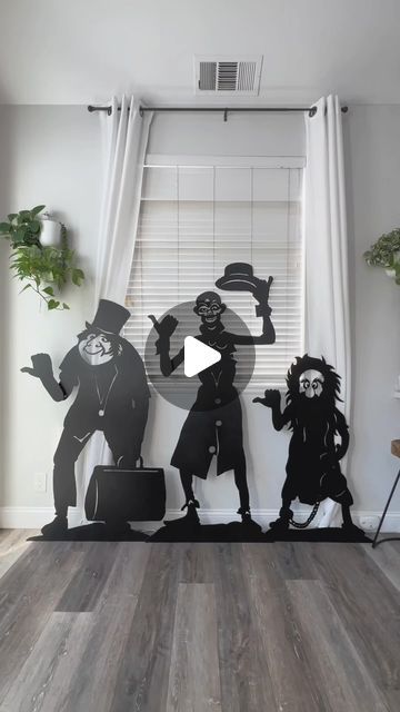 Hitchhiking Ghosts, I Love Them So Much, Haunted Mansion, Halloween Props, Diy Halloween Decorations, Diy Design, Mansion, Halloween Decorations, Ghost