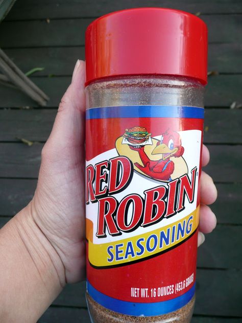 Red Robin Seasoning Copycat Recipe #2 (for fries and savory seasoning) Red Robin Recipes, Red Robin Seasoning, Whiskey Burger, Restaurant Hacks, Red Robin Restaurant, Burger Bbq, Fry Seasoning, Seasoning Recipe, Copycat Restaurant Recipes