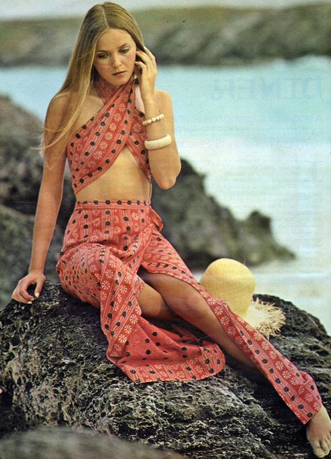 Seventeen Magazine - February, 1974 1974 Fashion, Estilo Hippy, Christie Brinkley, Estilo Hippie, Seventeen Magazine, Outfit Trends, 1970s Fashion, Mode Vintage, 70s Fashion