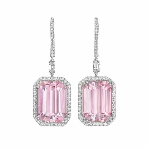 Margherita Burgener kunzite and diamond earrings. Brasilian kunzites suspended by baguette cut diamonds and double line pave' set hooks. #margheritaburgener #unique #diamond #kunzite #chic #forever #shining #beautiful Accessories Layering, Golden Bangles, Pink Diamond Earrings, Necklaces Style, Earrings White Gold, Pink Kunzite, Layering Necklaces, Earrings Indian, Bangles Indian