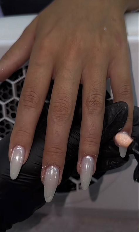 Classy January Nails, White January Nails, Sheer White Chrome Nails, White Chrome Nails With Glitter, Pearly White Chrome Nails, Milk White Chrome Nails, Milk Chrome Nails, Milky White Nails Design Ideas, Milky White Nails With Design Almond