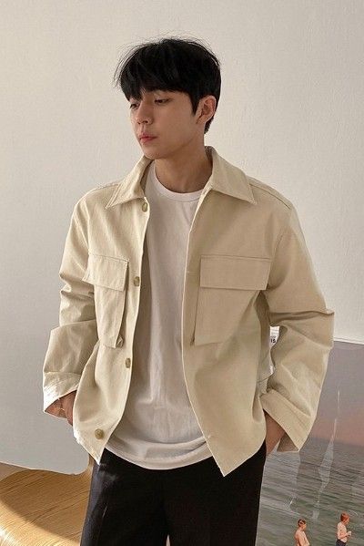 Asian Mens Outfits, Korean Man Outfit, Korean Male Fashion, Korean Outfits Men, Spring Korea, Iu Concert, Manly Fashion, Korean Men Fashion, How To Dress Well