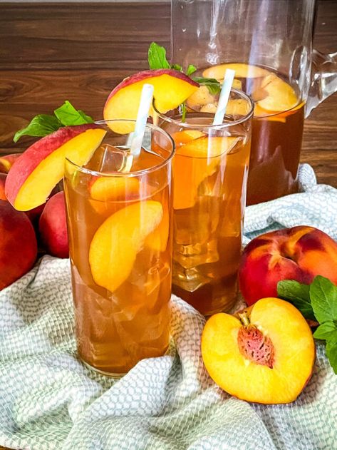 Fruit Iced Tea, Sweet Drinks Recipes, Lemon Margarita, Peach Tea Recipe, Orange Simple Syrup, Peach Iced Tea, Peach Water, How To Peel Peaches, Rosemary Simple Syrup