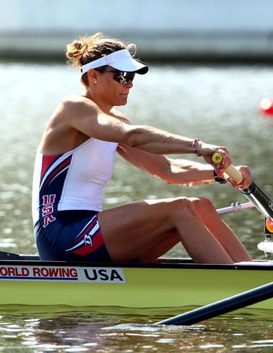 Susan Francia.... Rowing Team USA Rowing Inspiration, Women Rowing, Rowing Aesthetic, Rowing Sport, Olympic Rowing, Women's Rowing, Rowing Crew, Rowing Team, Indoor Rowing