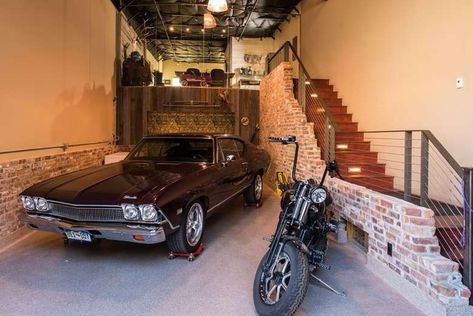 Garage Man Caves, Biker Garage, Personality Board, Loft Garage, Man Garage, Whiskey Room, Garage Loft, Casa Loft, Ultimate Garage