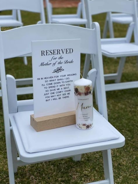 How To Honour Loved Ones At Wedding, Wedding Without Mom, Wedding Seat For Lost Loved One, Loved Ones At Wedding, Red White Blue Wedding, Memory Table Wedding, Remembering Mom, Miss Mom, Mom In Heaven