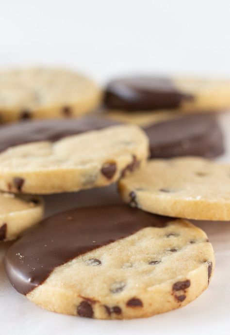 Easy Chocolate Chip Shortbread Recipe - Cookies - Practically Homemade Chocolate Covered Shortbread Cookies, Lunchroom Cookies, 5 Ingredient Cookies, Practically Homemade, Chocolate Chip Shortbread, Holiday Treats Recipes, Chocolate Chip Shortbread Cookies, Chocolate Covered Cookies, Chocolate Shortbread Cookies