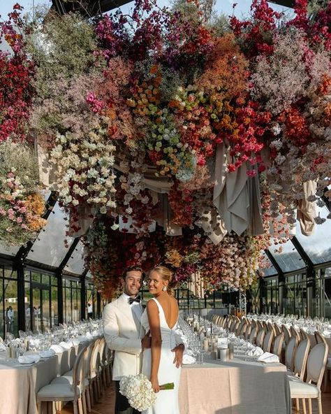 South Africa Wedding, Africa Wedding, Wedding Aesthetics, Dream Wedding Decorations, December 7, Wedding Flower Arrangements, Love And Marriage, Gorgeous Wedding, Luxury Wedding