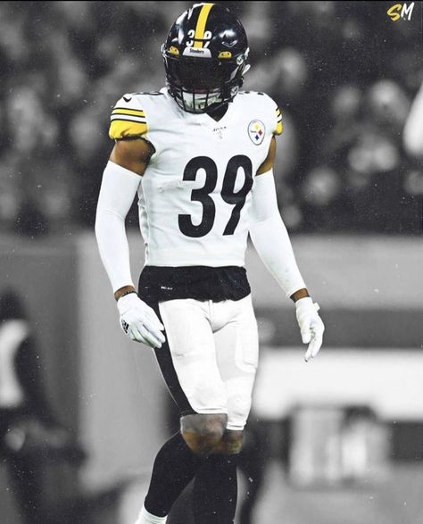 Minkah Fitzpatrick, Steelers Wallpaper, Football Swag, Pittsburgh Steelers Wallpaper, Steelers Pics, Pittsburgh Steelers Players, Football Poses, Nfl Football 49ers, Atlanta Falcons Football