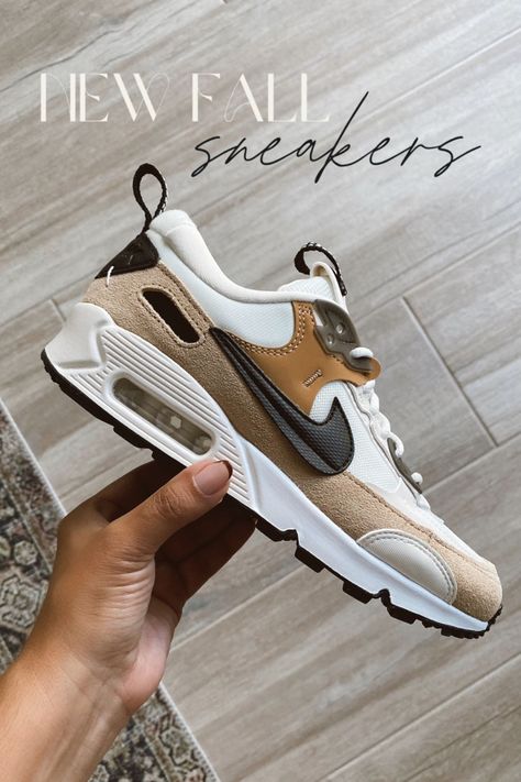 Air Max 90 Outfit, Nike Air Max 90 Outfit, Nike Air Max 90 Futura, Air Max 90 Futura, Air Max 90 Women, Fall Sneakers, Mode Editorials, Vans Shoe, Nike Air Max For Women