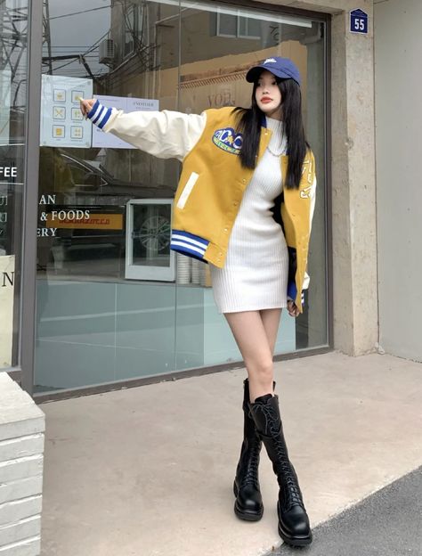 Korean Varsity Jacket Outfit, Bts Army Girl, Nascar Outfit, Famous Boy, Jungkook And Jimin, Runway Fashion Couture, Outfit Korean, Pose Fotografi, Winter Skirt Outfit