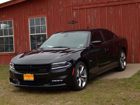 2015 Dodge Charger RT in Phantom Black Tri-Coat Pearl. Powered by the 5.7 Liter V8 Hemi and 8-Speed Automatic Transmission. This rid also has the Beats Premium Speakers and Subwoofer. #DodgeCharger Black Dodge Charger, Charger 2015, Dodge Charger Sxt, New Dodge, Charger Srt Hellcat, Dodge Charger Hellcat, Dodge Charger Rt, Charger Rt, 2015 Dodge Charger