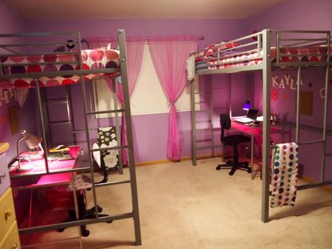 20 Great Loft Bed Design Ideas for Small Kids Bedrooms Small Kids Bedroom, Shared Girls Bedroom, Loft Beds, Bunk Bed Designs, Shared Bedroom, Small Bedroom Designs, Dekorasi Kamar Tidur, Kids Bunk Beds, Small Room Design