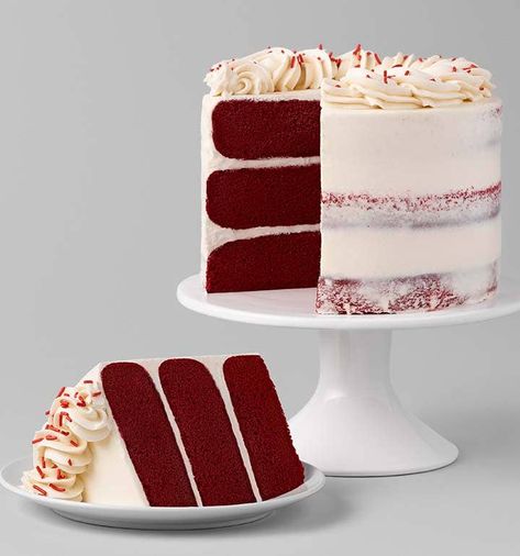 Red Velvet Cake with Cream Cheese Icing Red Velvet Cake Decoration, Red Velvet Birthday Cake, Lotus Cake, Cake With Cream Cheese Icing, Bolo Red Velvet, Birthday Cake Decorating Ideas, Velvet Cake Recipes, Korean Cake, Elegant Birthday Cakes