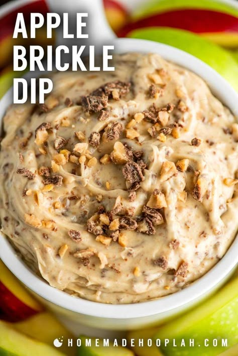 Brickle Dip, Toffee Dip, New Year's Desserts, Dessert Dip, Sauce Spaghetti, Thanksgiving Desserts Easy, Fun Dessert, Heath Bars, Vegan Candies